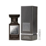Tom Ford Oud Wood Intense - Eau de Parfum - Perfume Sample - 2 ml 