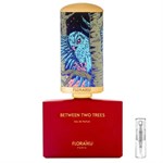 Floraiku Between Two Trees - Eau de Parfum - Perfume Sample - 2 ml